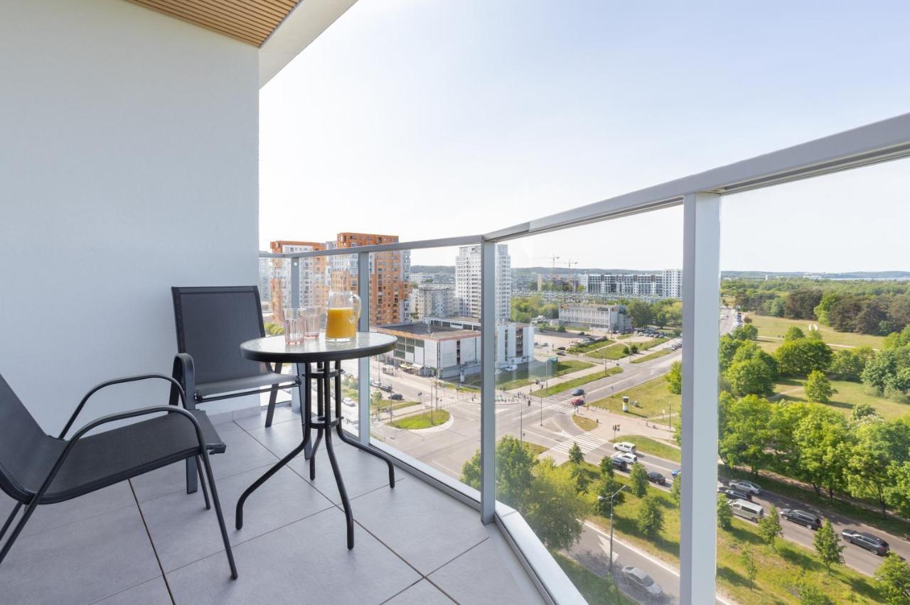 Tarasy Baltyku Apartments & Parking & Balcony By Noclegi Renters Gdańsk Buitenkant foto