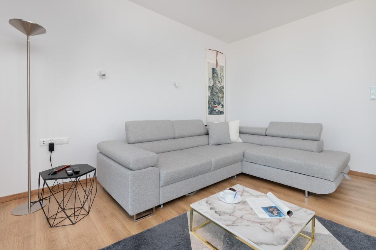 Tarasy Baltyku Apartments & Parking & Balcony By Noclegi Renters Gdańsk Buitenkant foto