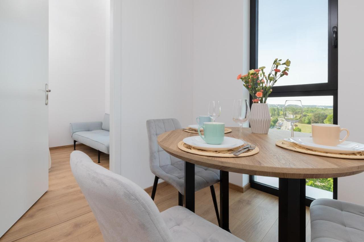 Tarasy Baltyku Apartments & Parking & Balcony By Noclegi Renters Gdańsk Buitenkant foto