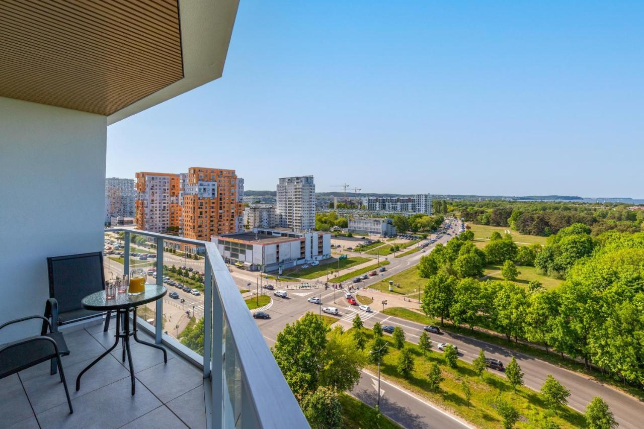 Tarasy Baltyku Apartments & Parking & Balcony By Noclegi Renters Gdańsk Buitenkant foto