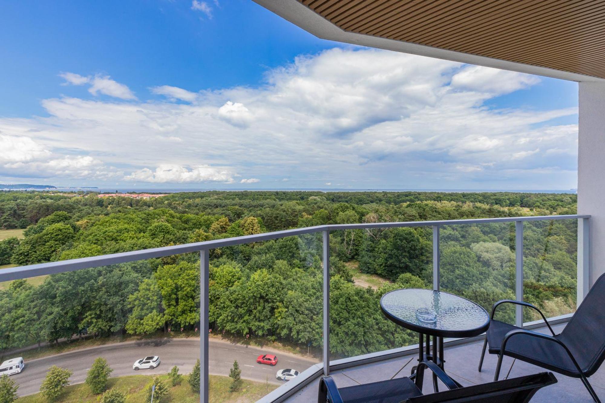Tarasy Baltyku Apartments & Parking & Balcony By Noclegi Renters Gdańsk Buitenkant foto